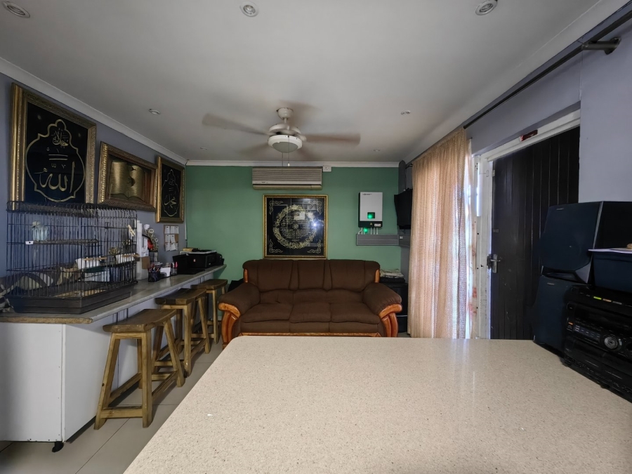 3 Bedroom Property for Sale in Beacon Valley Western Cape